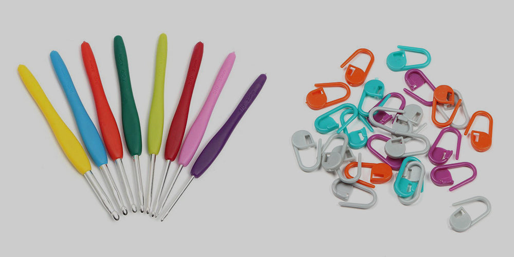 HOOKS & Needles